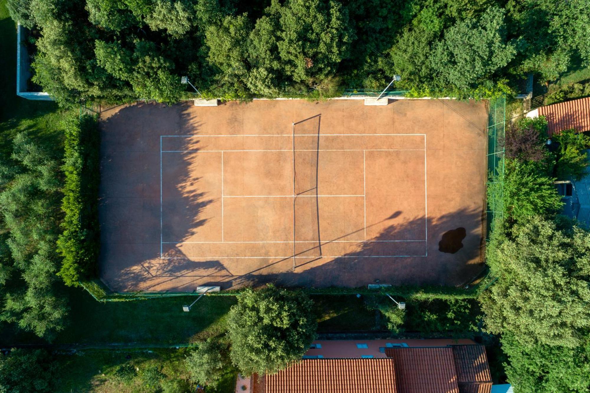 Guesthouse "Barboska" - Big Outdoor Swimming Pool & Private Tennis Court Vodnjan Eksteriør bilde